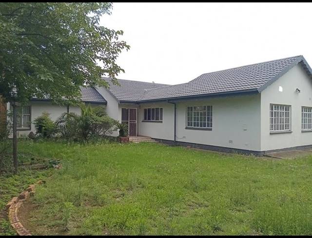 5 BEDROOM HOUSE FOR SALE IN VANDERBIJLPARK SE 6